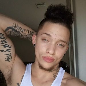 Meet your Posher, Christian